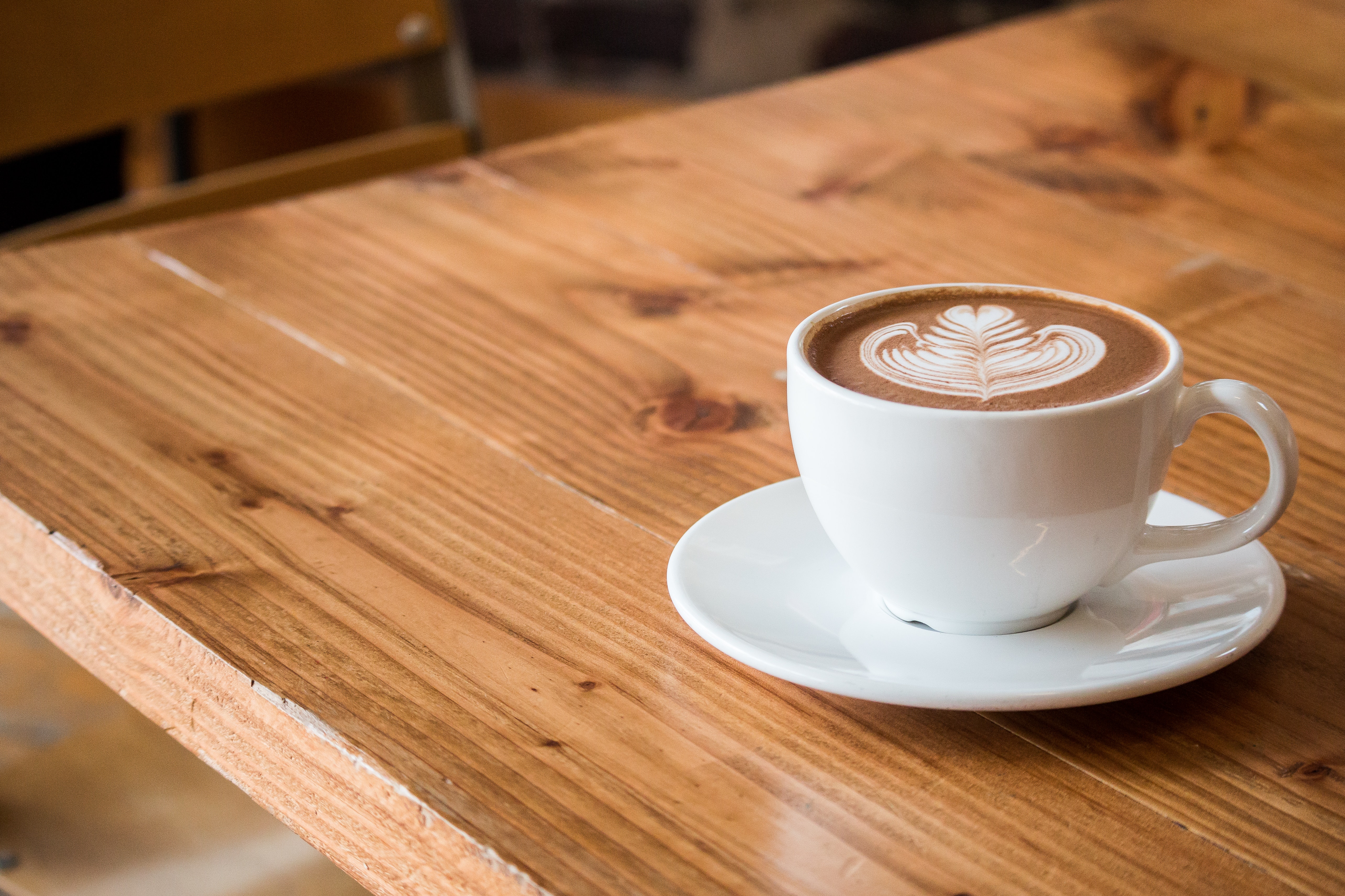 close-up-photography-of-cup-of-coffee-851555.jpg